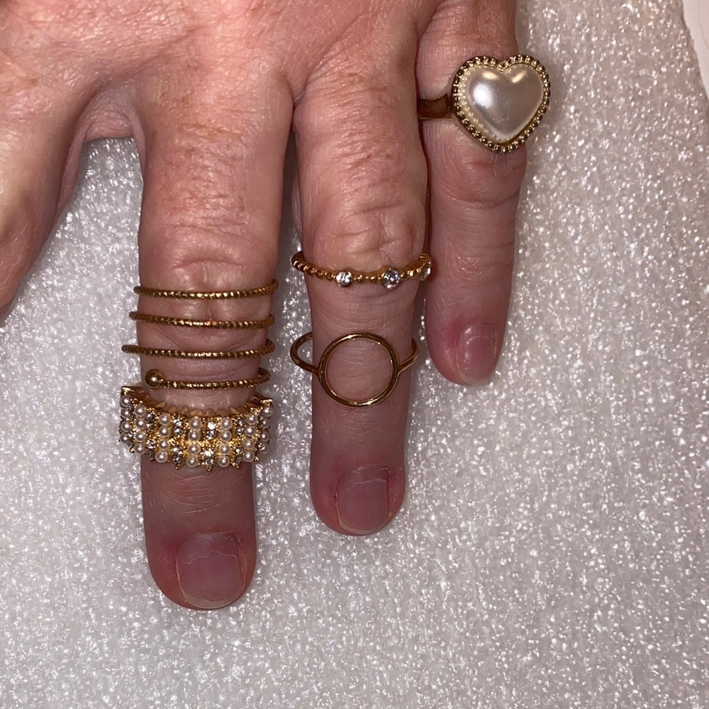 Elegant Gold Ring Bundle with Pearl Heart